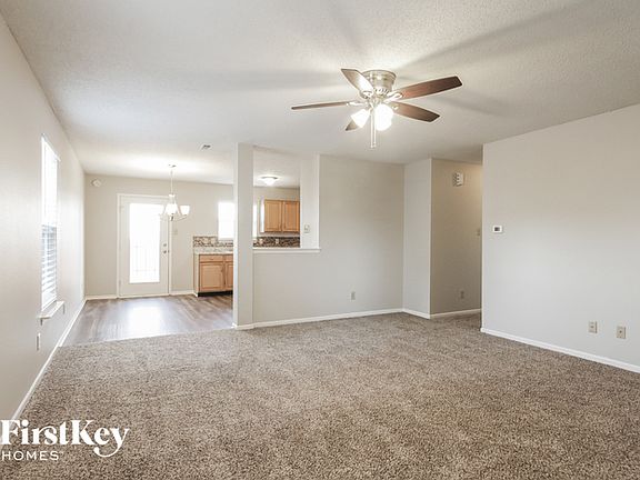 2nd image of 9212 Wandflower Dr