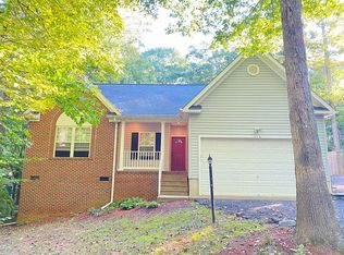 218 Cedar Ridge Dr, Ruther Glen, VA 22546