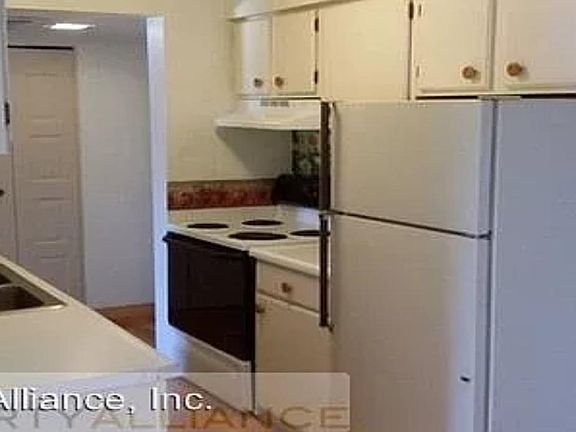 Cute, functional kitchen