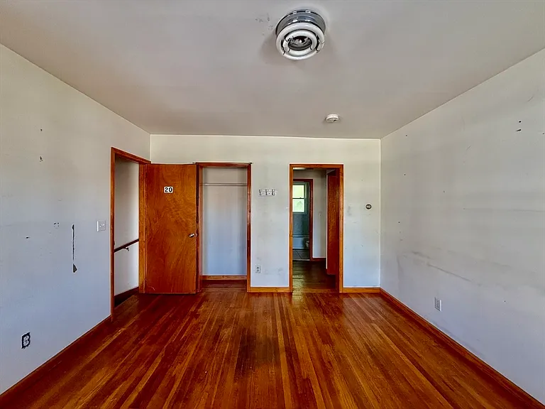 18 Bigelow St #1 — Photo 8