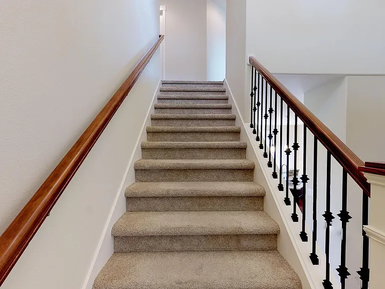 3330 S Holly St — Photo 22