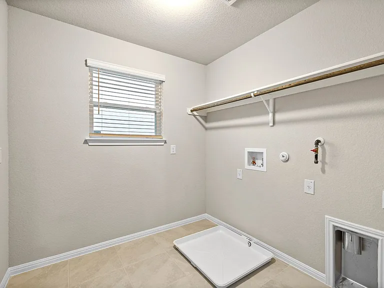 1156 Autumn Heather Dr — Photo 30