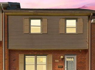 143 Falmouth Dr, Fredericksburg, VA 22405