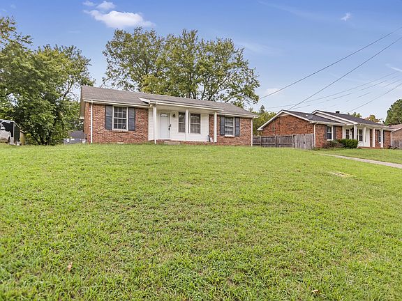 2nd image of 504 Ginkgo Dr