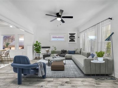 919 W 49th St, Los Angeles, CA, 90037