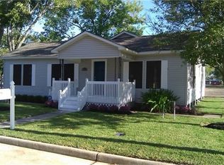 1620 W Gulf St, Baytown, TX 77520