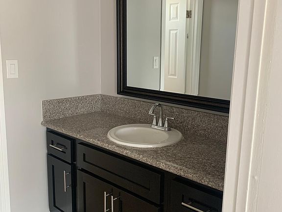 4th image of 12107 El Dorado Ave #7