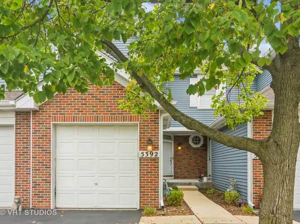 5392 Mayflower Ct, Rolling Meadows, IL 60008