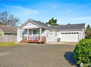 152 N Oar Loop NW, Ocean Shores, WA 98569