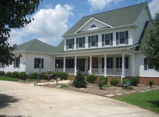 733 Charlie Hickey Rd, Sparta, TN 38583