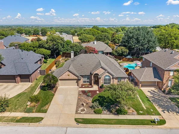 3102 Lake Park Dr, Grapevine, TX 76051