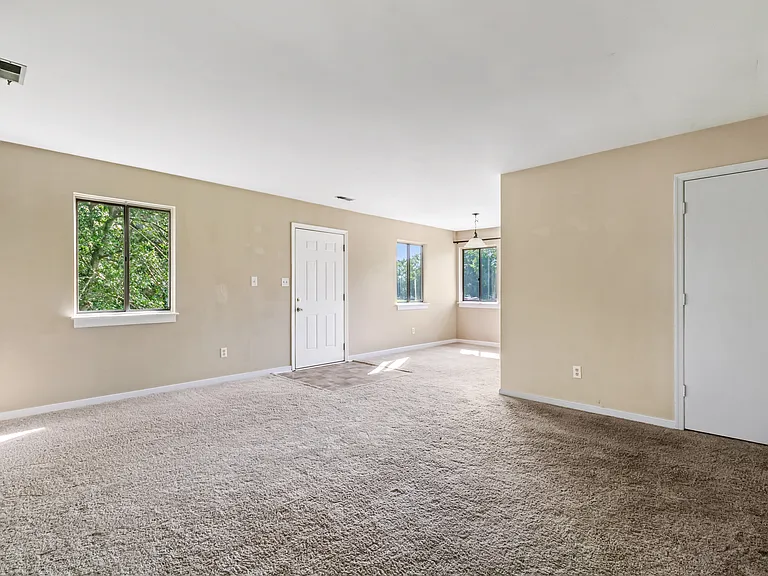 5992 Ware Point Rd — Photo 4