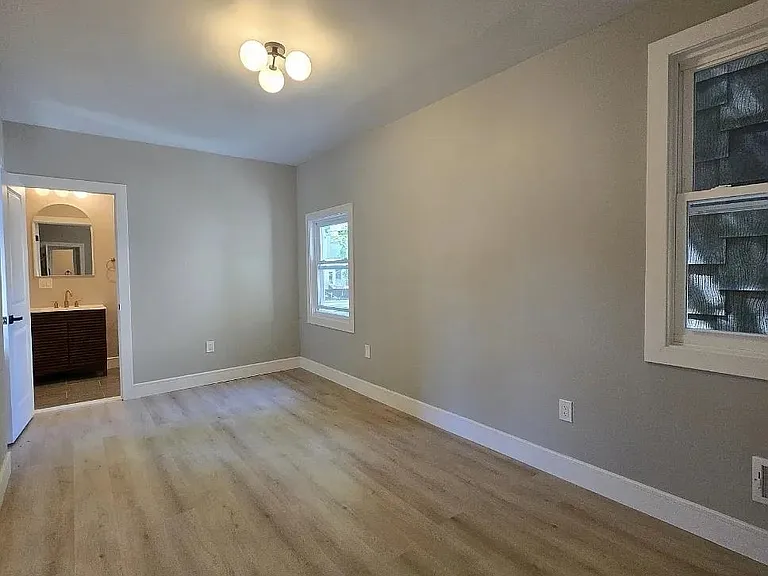 207 Virginia Ave #2 — Photo 7