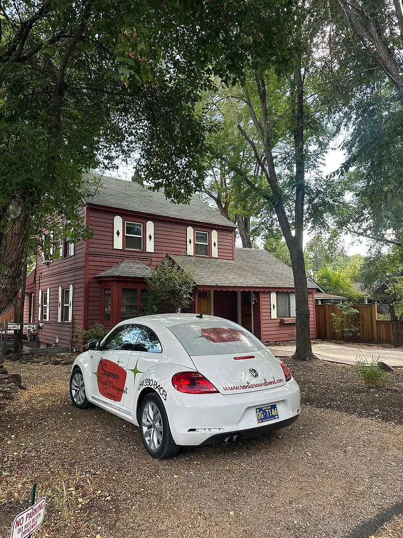 Georgia Ave, 717 NW - 00717-GEOR-00 — Photo 1