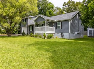 207 W Pine St, Chatsworth, GA 30705