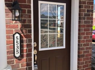 5535 Arbor Chase Dr #30, Ann Arbor, MI 48103