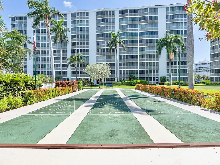 3310 S Ocean Blvd #629D — Photo 34