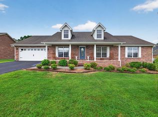 3930 Hilltop Dr, Cookeville, TN 38506
