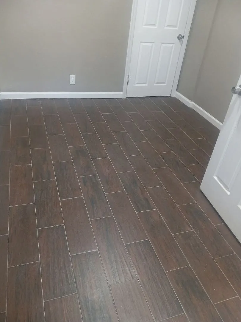 3 bed, 1200 sqft, $2,000 — Photo 2