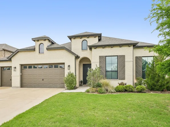 449 Country Meadows Blvd, Waxahachie, TX 75165