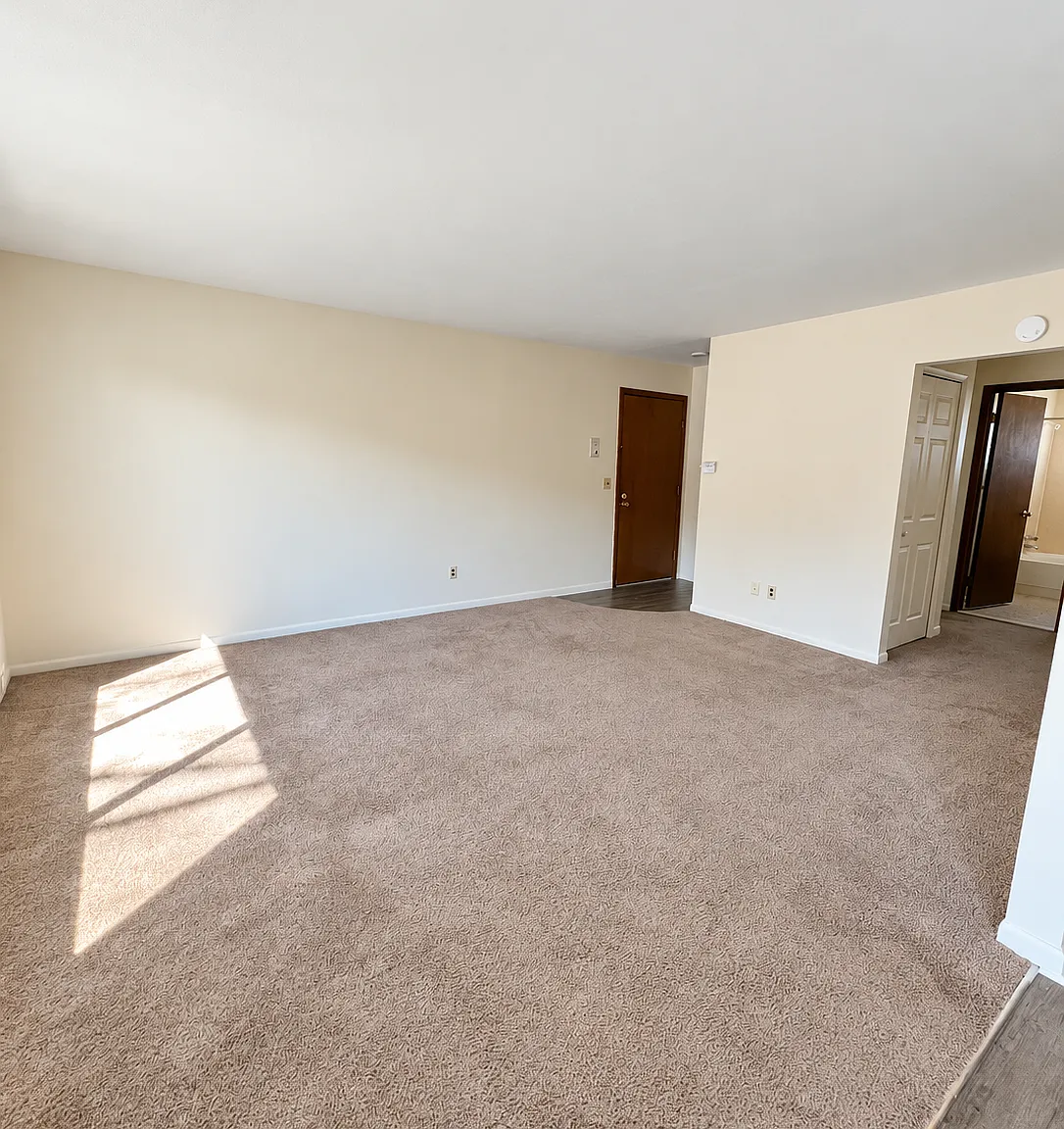 35096 Jefferson Ave — Photo 4