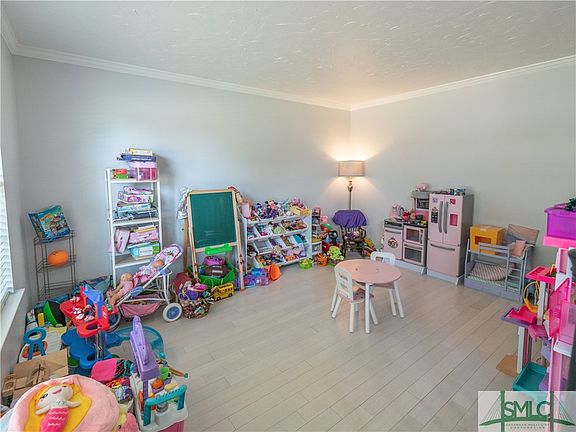 5th image of 133 Heritage Way