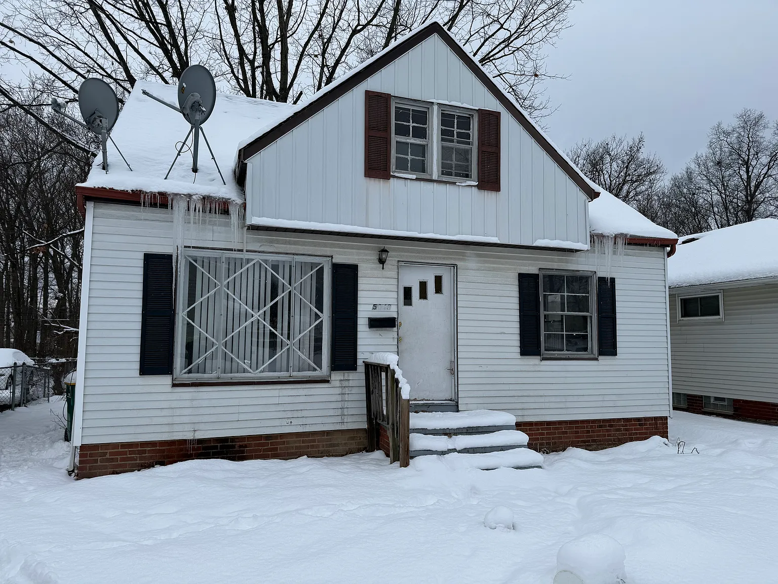 5048 Tatra St photo 1