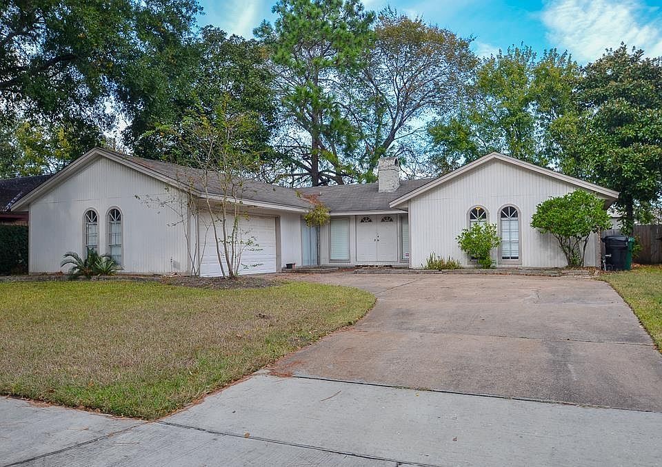 1st image of 5818 Green Falls Dr
