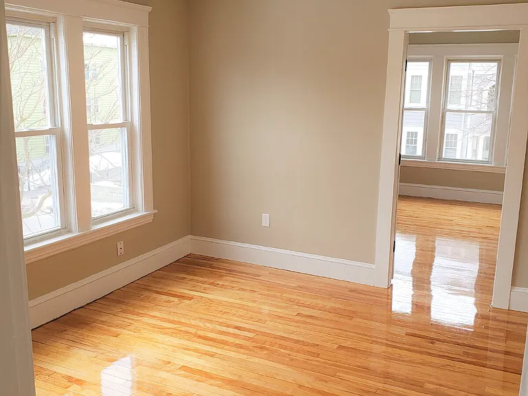 29 Loxwood St #1L — Photo 15