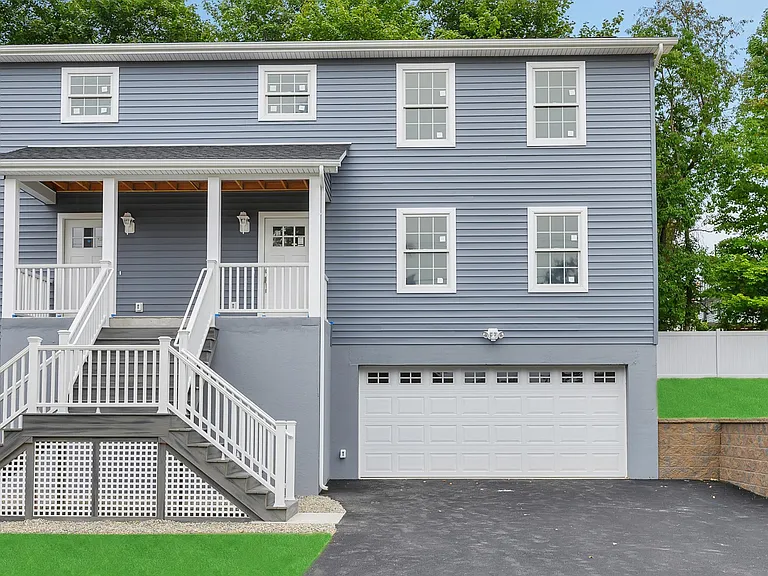 4-year-new DUPLEX!