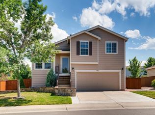 9982 Strathfield Ln, Highlands Ranch, CO 80126