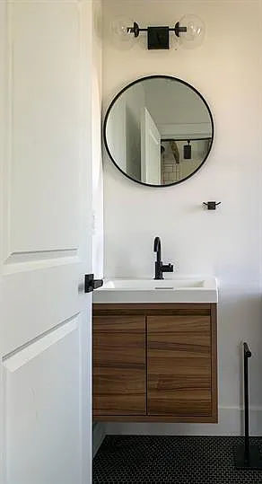 505 N Cameron St — Photo 8