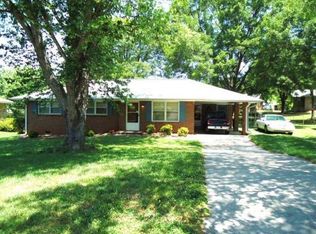 3104 Bobolink Dr, Rex, GA 30273
