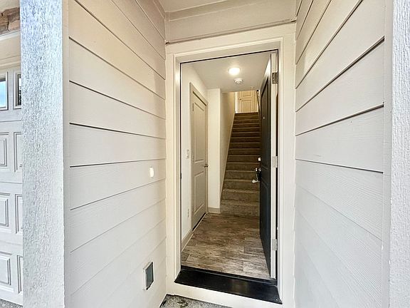 3rd image of 17167-17193 SW Terrapin Dr #140
