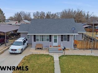 1730 O St, Gering, NE 69341