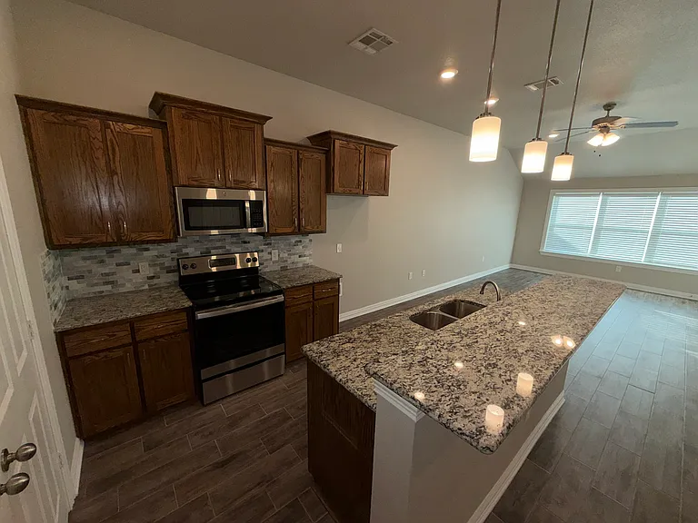 3309 Addison Way — Photo 3