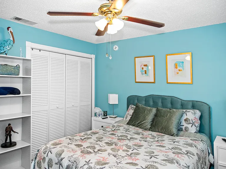 4633 Summerwind Dr — Photo 22