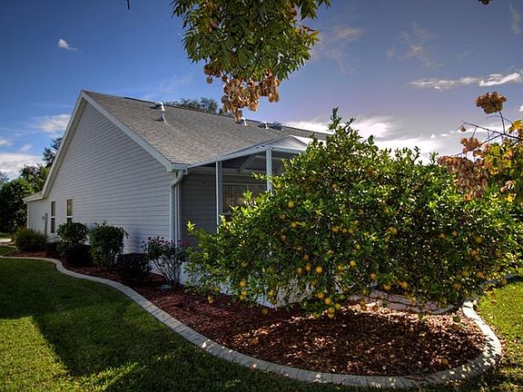 4th image of 704 Melendez Way
