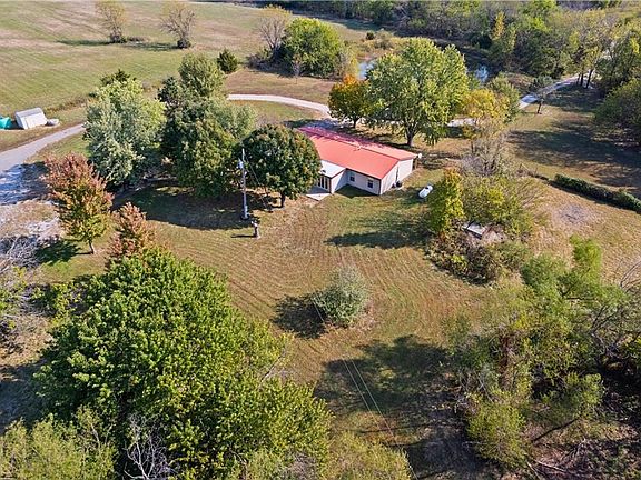 3rd image of 24814 S Old Drum Rd