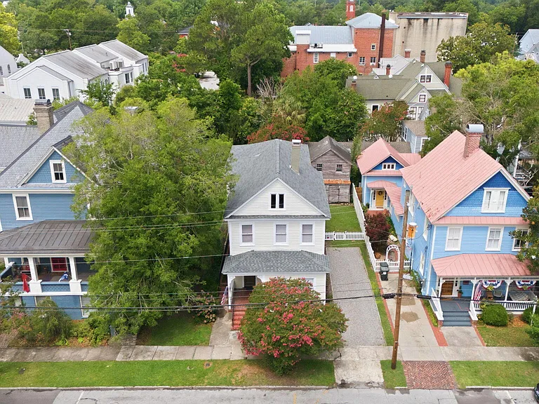 511 Middle St #C — Photo 18