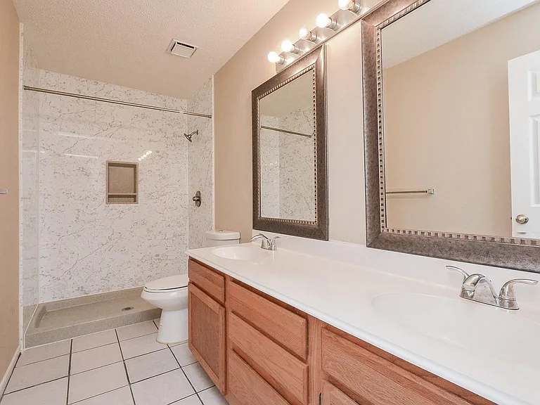 10 Ridgecross Pl — Photo 28