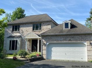 141 Swift Rd, Voorheesville, NY 12186