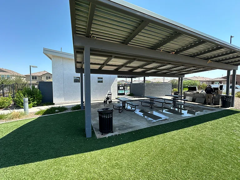 2521 E Athena Ave — Photo 11