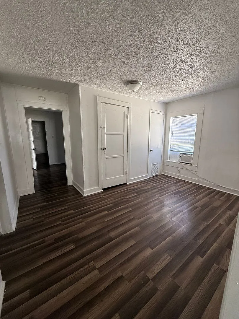 3 bed 2 bath house — Photo 3