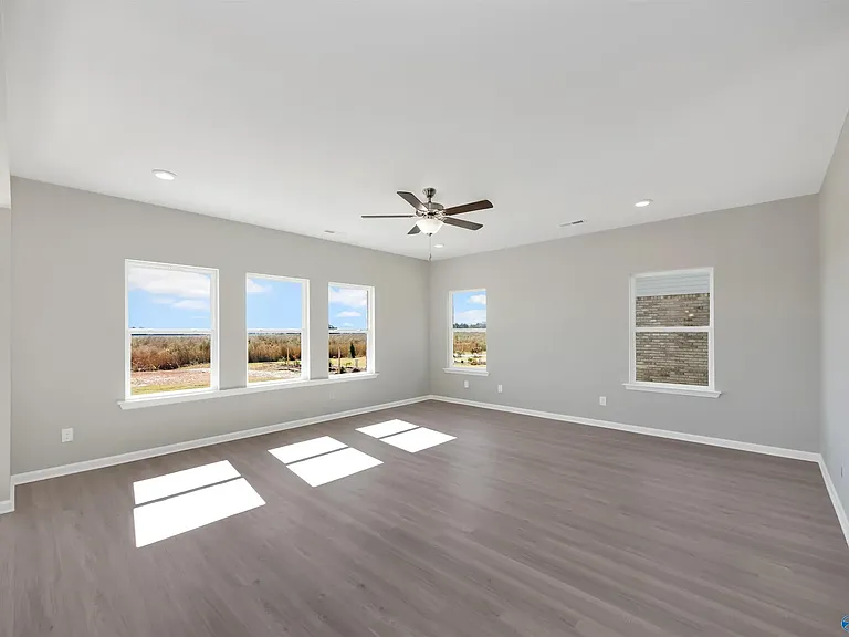 148 Mill Valley Way — Photo 5