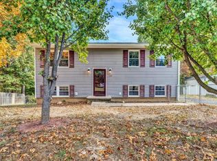 120 Falcon Ridge Rd, Clifton Forge, VA 24422