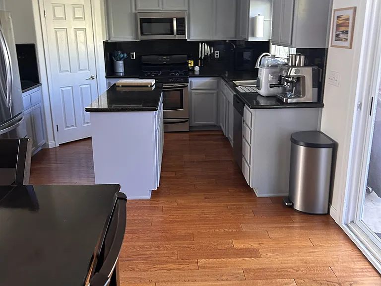 224 Ash Ave — Photo 9