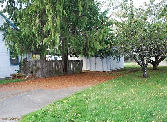3rd image of 241 SE Ely St