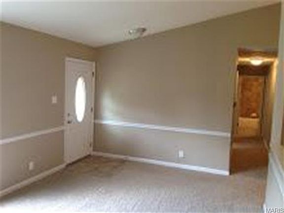 2nd image of 2719 Meramar Dr