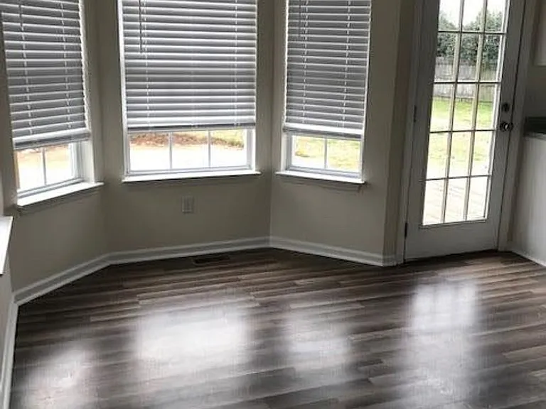 1432 Hilltop Dr — Photo 15